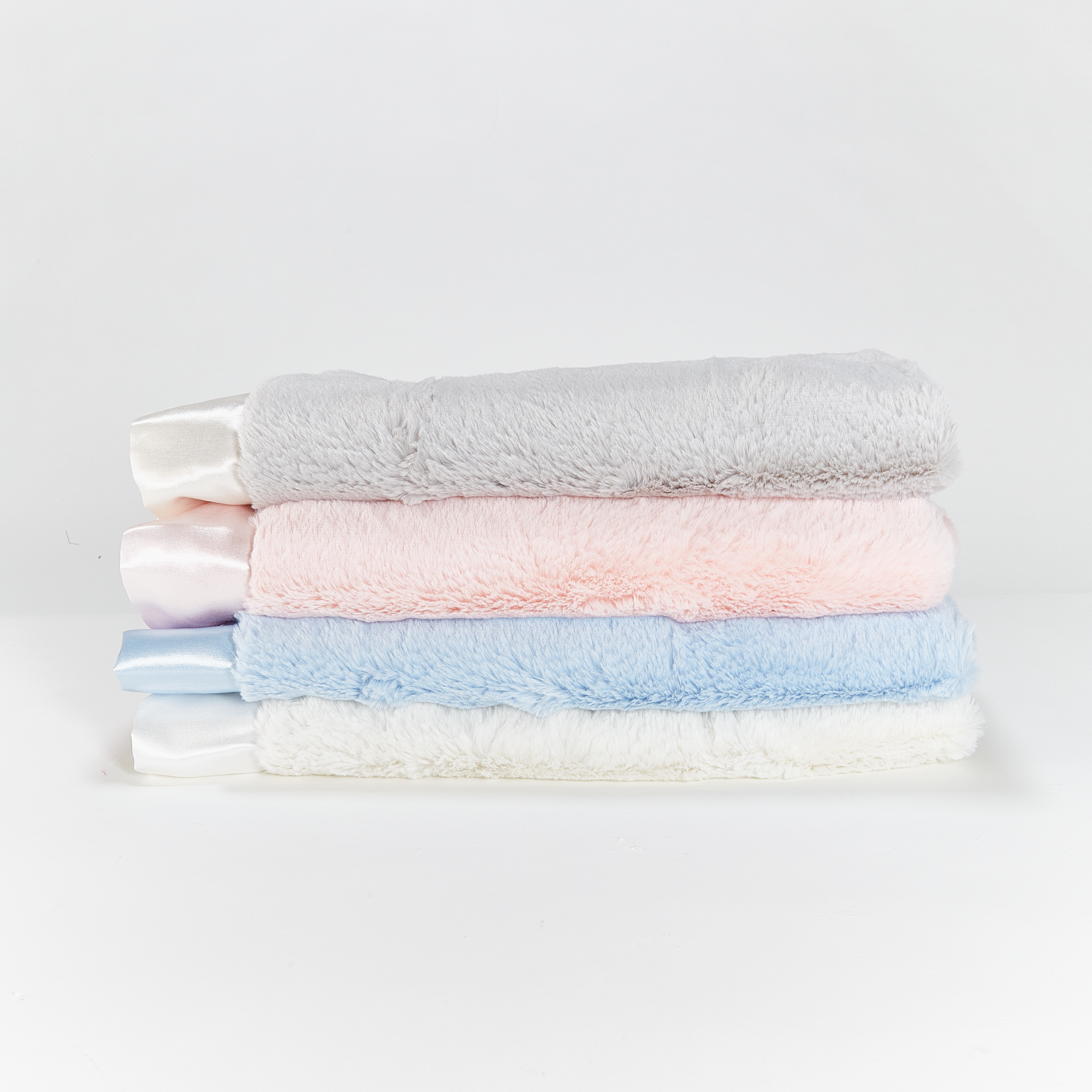 190454: Glad Dreams Blanket - Gray