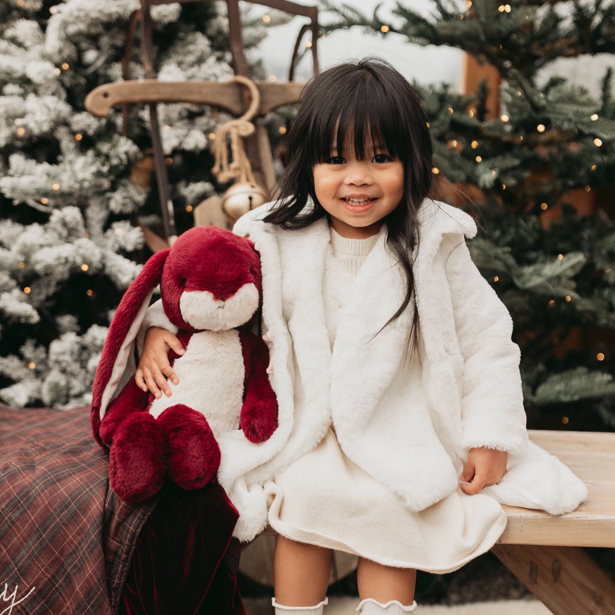 190731: Sweet 16" Floppy Nibble Bunny – Mulberry