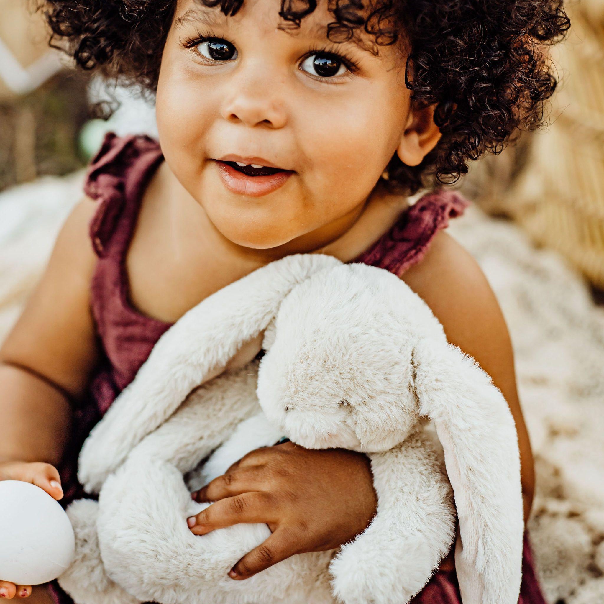 104451: Wee 8" Nibble Bunny - Cream