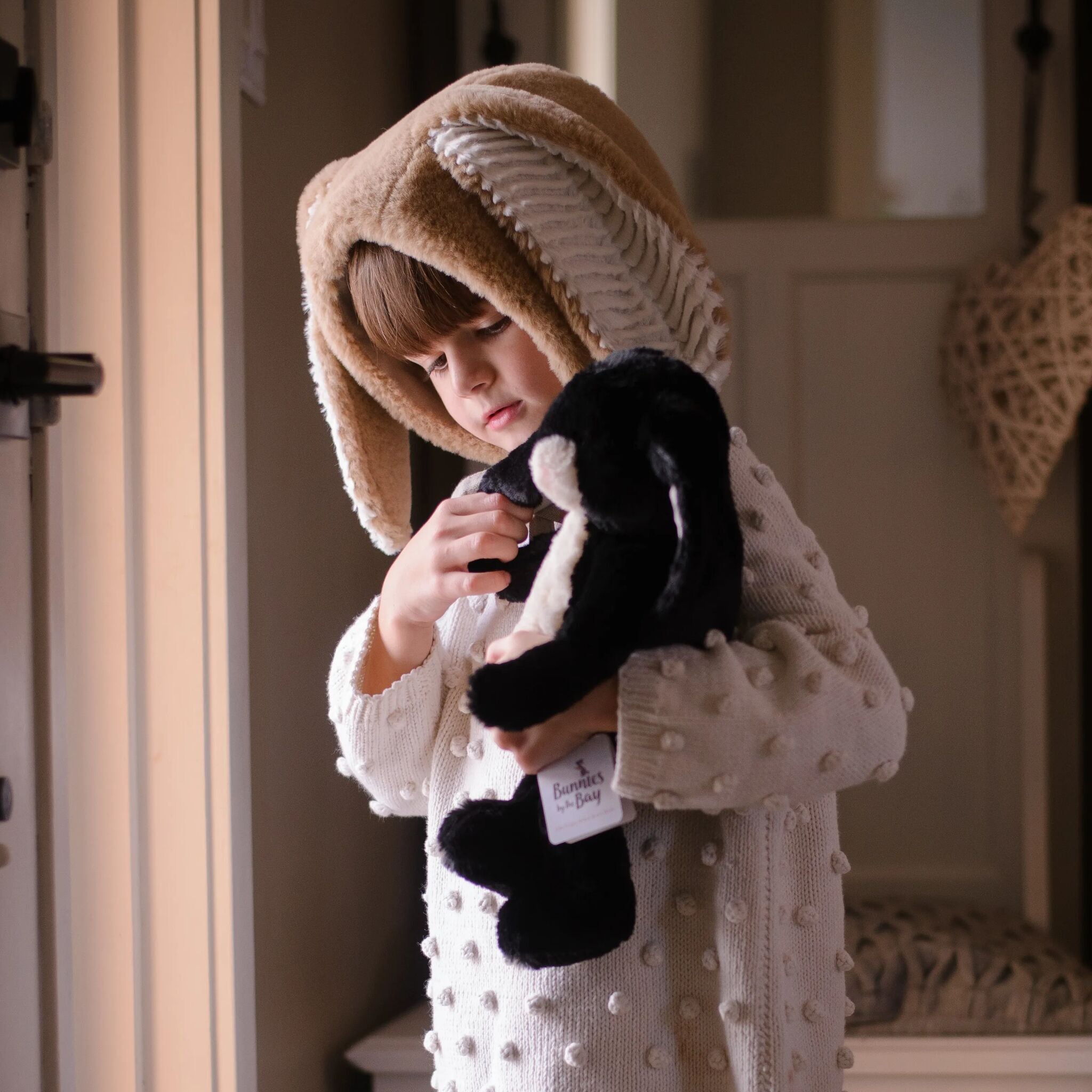 190647: Little 12" Nibble Bunny – Black