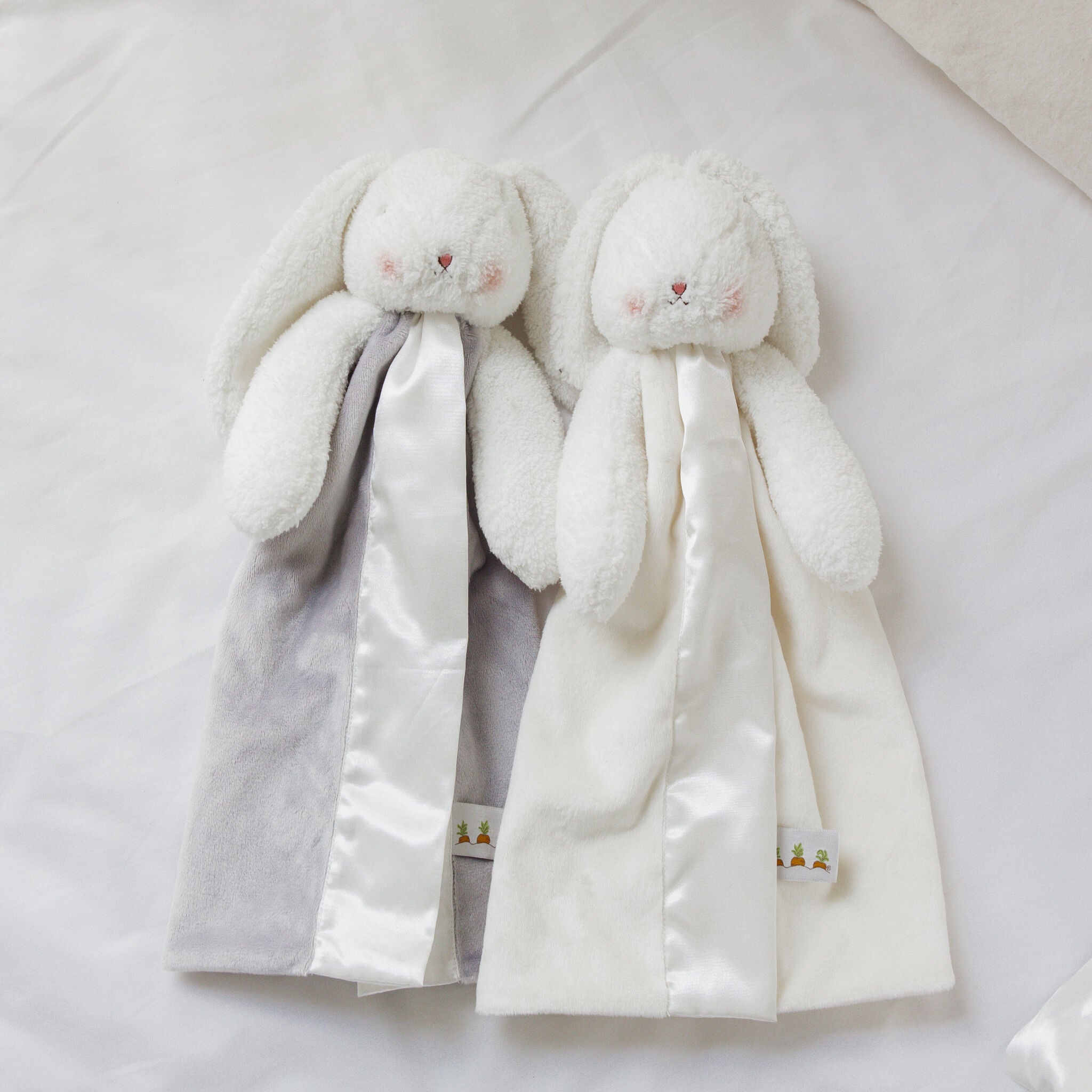 104105: SIMPLE Bloom Bunny Buddy Blanket