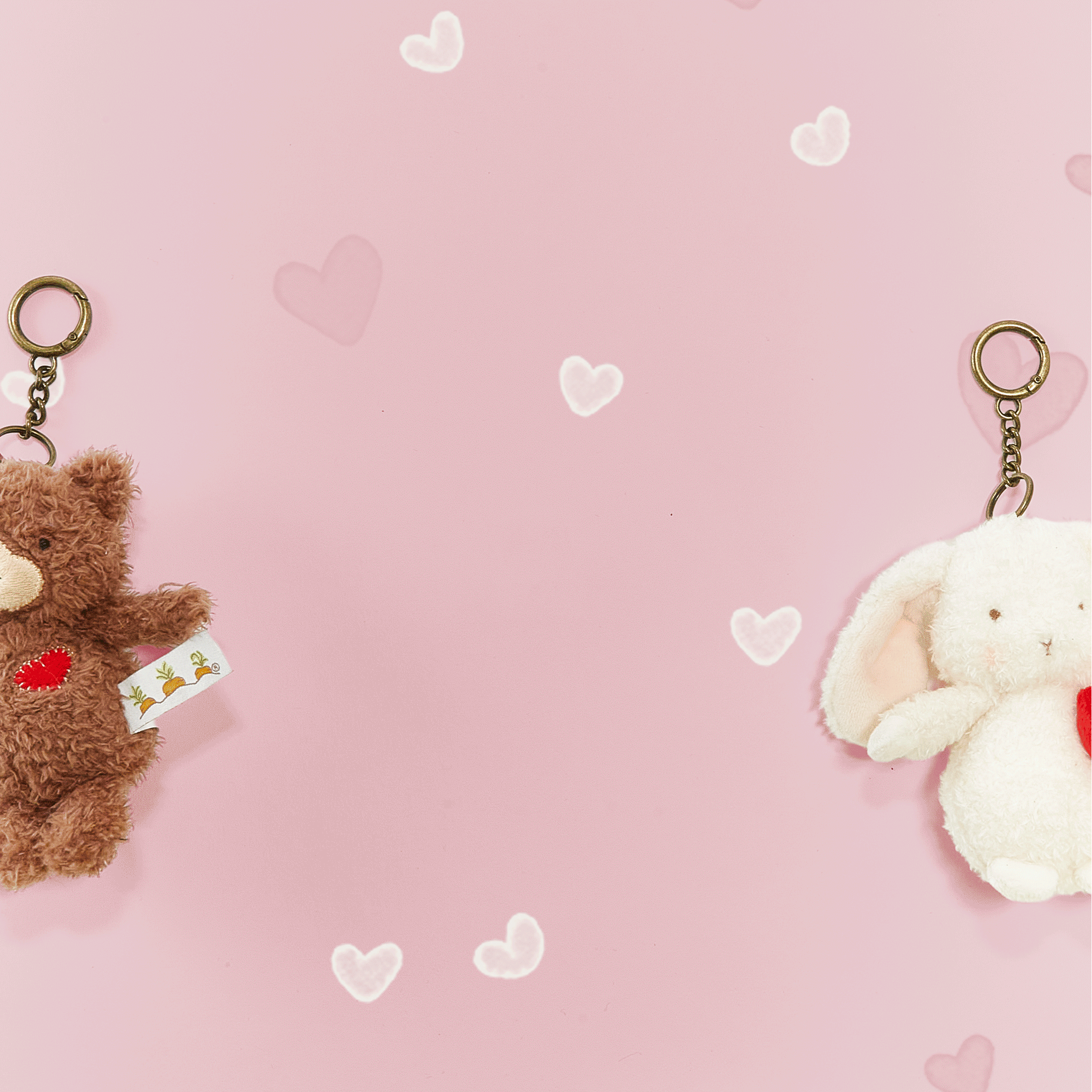 824517: Magnetic Love Bag Charms